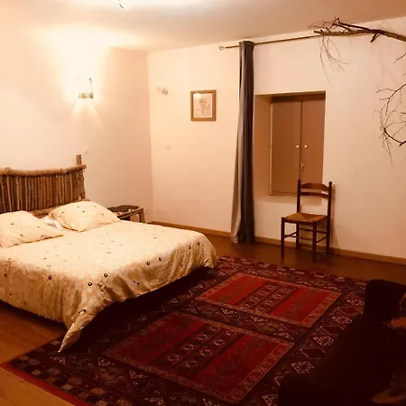 Le Paradis Bed & Breakfast