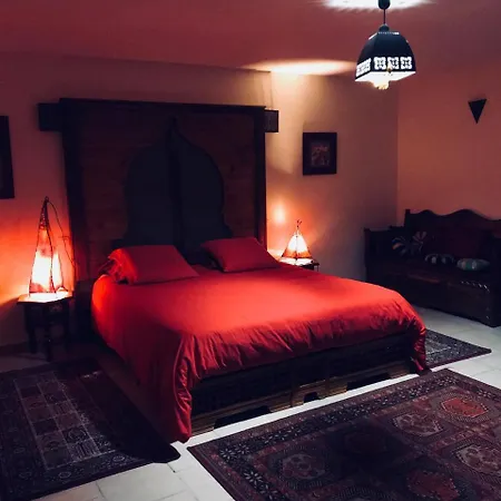 Le Paradis 4*