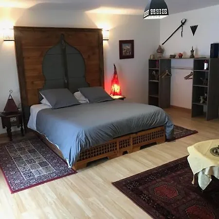 Couette-café Le Paradis 4*